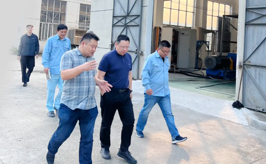 欢迎中石化李明丰董事长一行莅临康发指导