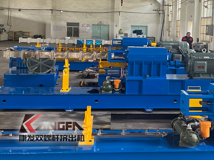 专注双螺杆挤出设备及塑料高聚物配混改性装备 为行业提供稳定可靠的双螺杆挤出机核心设备与一体化解决方案